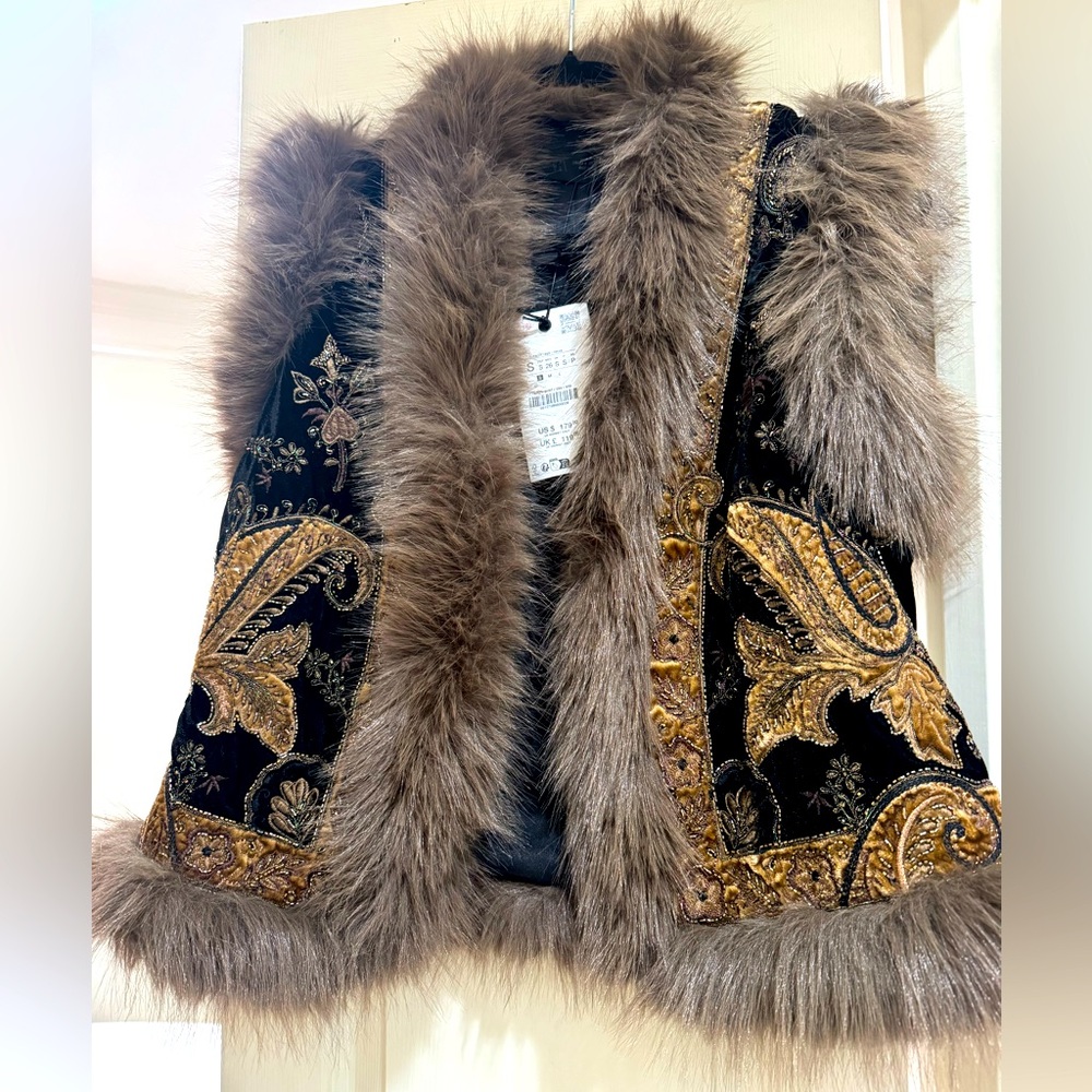 Sold Out ZARA Zw LIMITED EDITION embroidered vest! NWT!